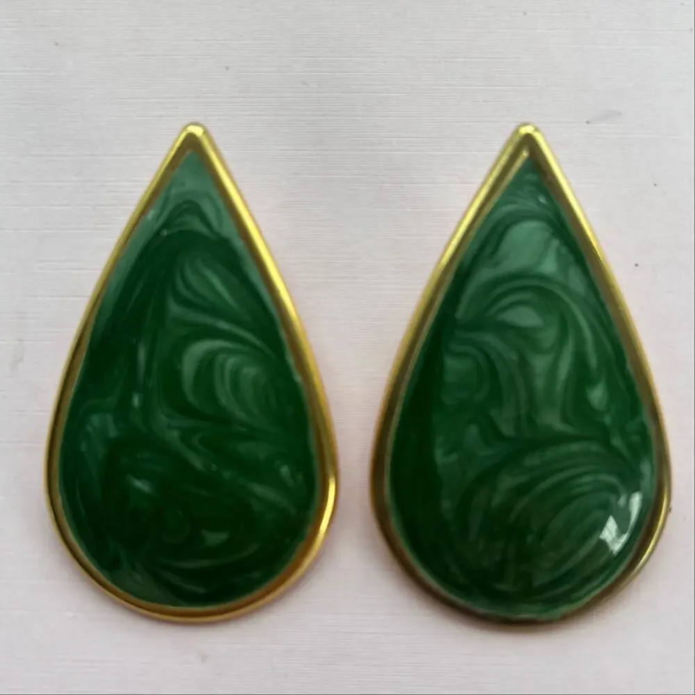 2 pair VINTAGE Enamel 1980’s Post Earrings